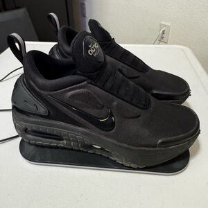 Nike Adapt Auto Max "Triple Black" sneaker